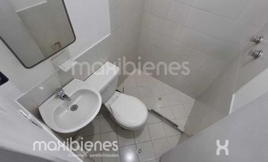 casa en arriendo en la castellana. Cod A68504