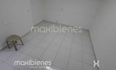 casa en arriendo en la castellana. Cod A68504