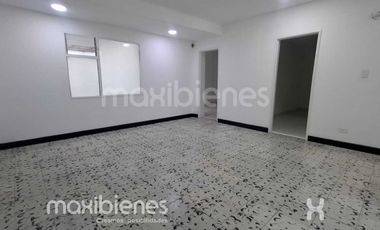 casa en arriendo en la castellana. Cod A68504