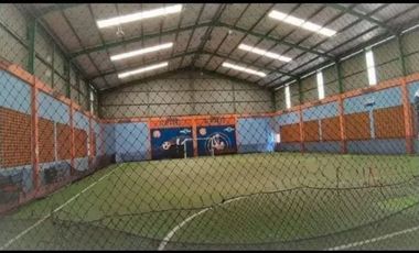 gedung olahraga bekasi barat milik keluarga Bulutangkis dan futsal luas 4440 m2 SHM