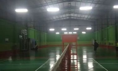 gedung olahraga bekasi barat milik keluarga Bulutangkis dan futsal luas 4440 m2 SHM