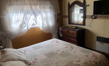 MUY LINDA CASA DE 5 AMB