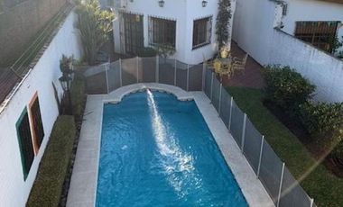 MUY LINDA CASA DE 5 AMB