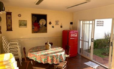 MUY LINDA CASA DE 5 AMB
