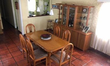 MUY LINDA CASA DE 5 AMB