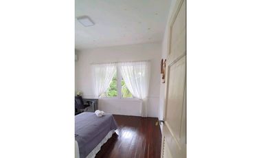 vendo alquilo amoblada amplia casa colon con 4 recamaras