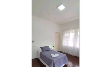 vendo alquilo amoblada amplia casa colon con 4 recamaras