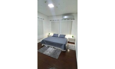 vendo alquilo amoblada amplia casa colon con 4 recamaras