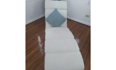 vendo alquilo amoblada amplia casa colon con 4 recamaras