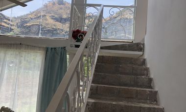 VENTA de OPORTUNIDAD, baja de precio, Casa de Campo, fuera de la ruidosa ciudad, inigualable vista panorámica. ambiente de tranquilidad, a 10 mins. Tlayacapan,  Pueblo mágico.