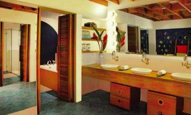 ALQUILER / VENTA CASA DE MADERA AMOBLADA GAMBOA