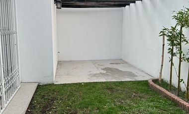 CASA EN VENTA ZONA RECTA A CHOLULA IDEAL PARA CONSULTORIO U OFICINA