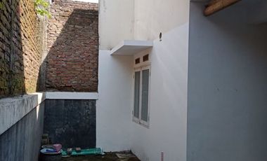 Rumah Disewakan Valencia Residence Puri Surya Jaya Sidaorjo NN