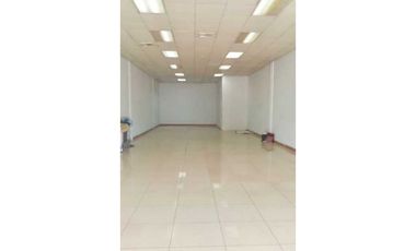 Se alquilan locales de 130 y 150 mts en via Principal de La Chorrera