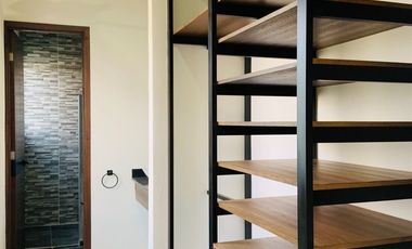 Casa de 3 Habitaciones en el Yucatán Country Club, Priv. TUMIN