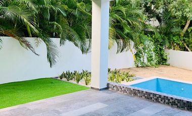 Casa de 3 Habitaciones en el Yucatán Country Club, Priv. TUMIN