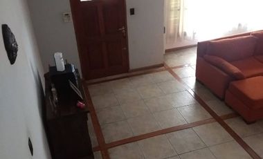 Casa en venta en Castelar Sur