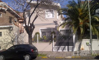 Casa - Olivos-Vias/Maipu