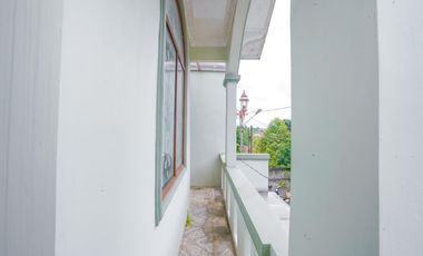 Rumah Hadap Selatan LT 112 SHM 8 Menit ke Stasiun Depok J-44222