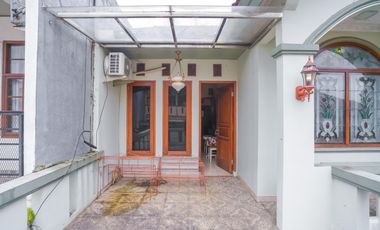 Rumah Hadap Selatan LT 112 SHM 8 Menit ke Stasiun Depok J-44222