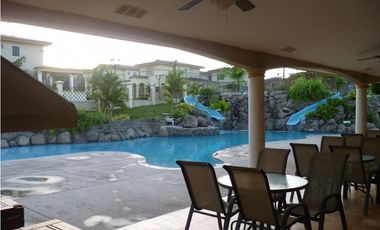 SE ALQUILA CASA EN DORADO SPRING CONDADO DEL REY