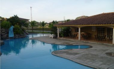 SE ALQUILA CASA EN DORADO SPRING CONDADO DEL REY