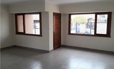 ¡CASA EN PH CON PISCINA! IMPECABLE