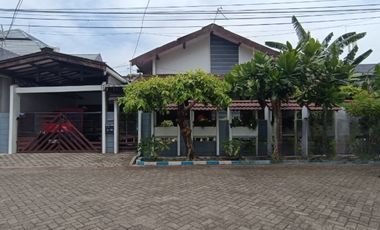 Dijual Rumah Luas Siap Huni di Manyar Jaya Surabaya