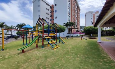 apartamento en arriendo en via al club tennis. Cod A17947