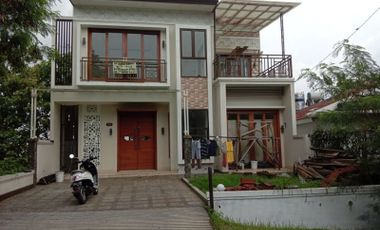 Rumah Minimalis 2 Lantai Siap Huni di Sentul City