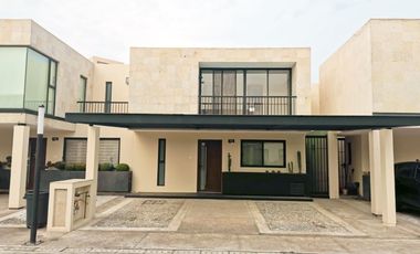 HERMOSA CASA EN RENTA EN FENIX RESIDENCIAL
