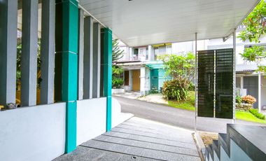 Rumah 2 Lantai 8 Mnt ke Terminal Bus Ciawi LT 119 Hadap Timur J-42514