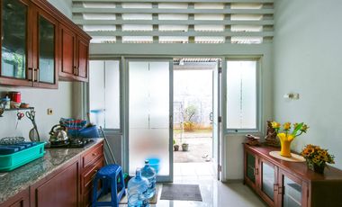 Rumah 2 Lantai 8 Mnt ke Terminal Bus Ciawi LT 119 Hadap Timur J-42514