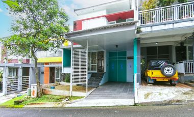 Rumah 2 Lantai 8 Mnt ke Terminal Bus Ciawi LT 119 Hadap Timur J-42514