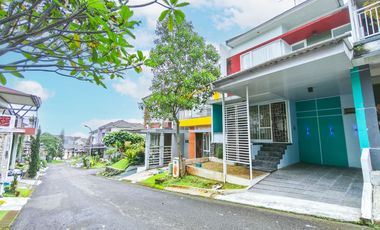 Rumah 2 Lantai 8 Mnt ke Terminal Bus Ciawi LT 119 Hadap Timur J-42514