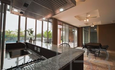 Casa en Club Miralagos