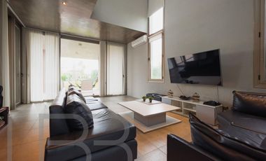 Casa en Club Miralagos