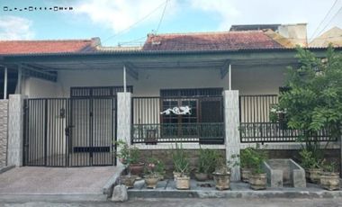Rumah Tinggal NGINDEN INTAN TIMUR Hadap Barat baru renov, aman nyaman