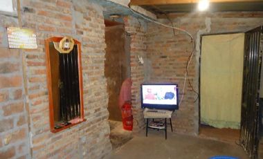 Casa sobre 600 m2 en La Carolina, Ing. Allan, Fcio. Varela