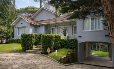 CARILO CASA EN VENTA