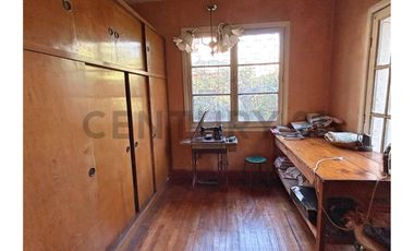 Casa en Venta, 5 dorm, Amplio Terreno, Ñuñoa