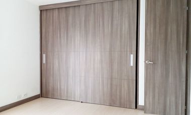 PR9527 Arriendo de apartamento en el sector El Esmeraldal