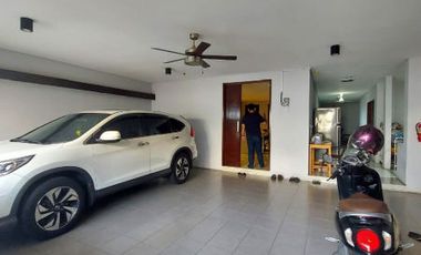 RUMAH MODERN at Jl MARGAGUNA, RADIO DALAM dkt PONDOK INDAH
