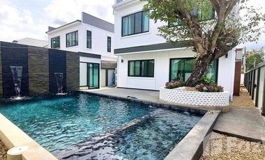5 Bedroom Villa for sale in Pa Daet, Chiang Mai