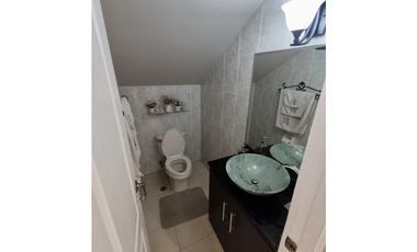 SE VENDE HERMOSA CASA REMODELADA EN ARRAIJAN