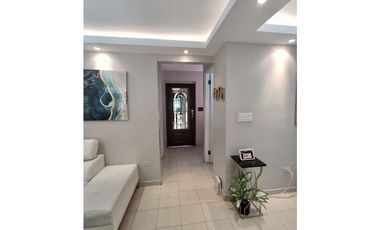 SE VENDE HERMOSA CASA REMODELADA EN ARRAIJAN