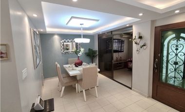SE VENDE HERMOSA CASA REMODELADA EN ARRAIJAN