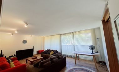 Departamento en venta de 3 dorm. Portal Dehesa, Lo Barnechea