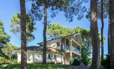 CASA 7 AMB VISTA AL GOLF PINAMAR ZONA GOLF