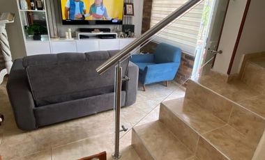 VENTA CASA SECTOR DE LA 200 FLORIDABLANCA 110 M. Cod V11485